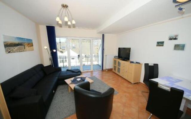 Ferienwohnung am Mönchgraben mit Balkon