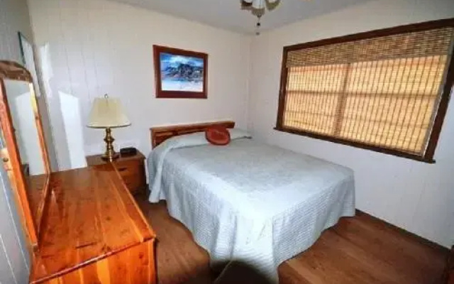 Bluebird View - 2 Br condo by RedAwning