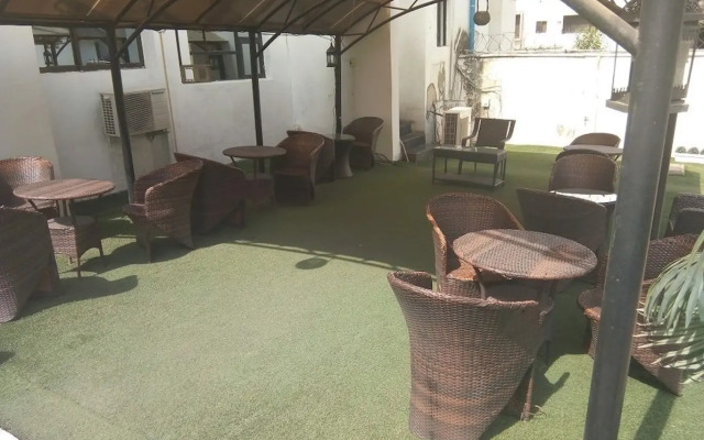 Jat Suites