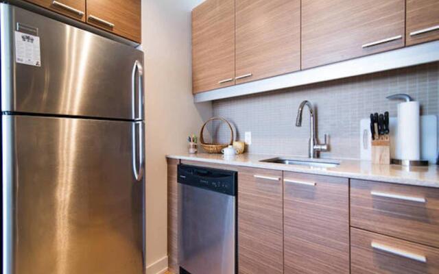 LM Stays - Gladstone Avenue Condo