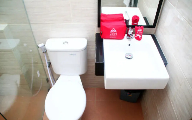 ZEN Rooms By Pass Juanda