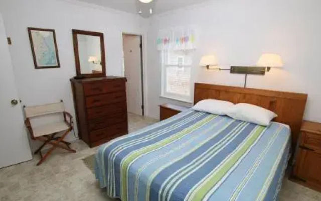 A&M South - 5 Br Home