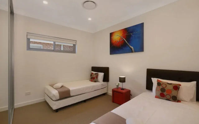 Greenacre Villas - Sydney