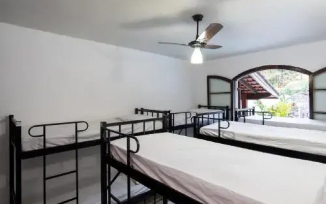 Zen House Ubatuba Hostel