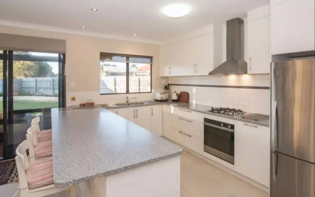 Dunsborough Holiday Homes – 29 Seattle Court