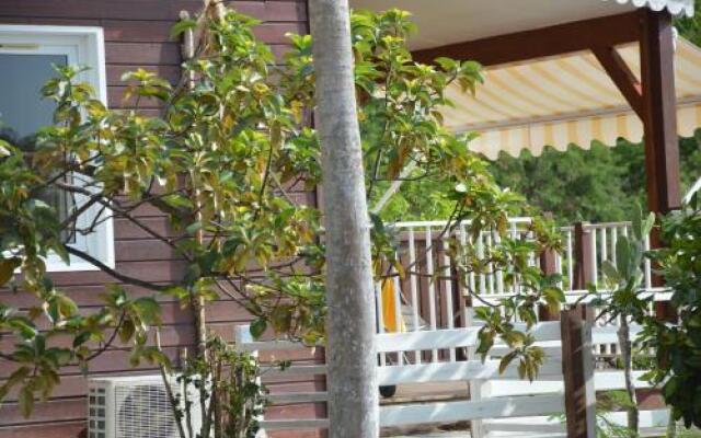 Holiday Home Residence Petite Anse 1