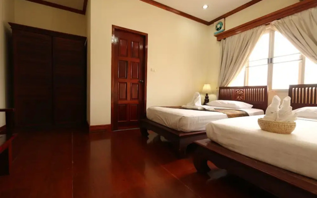Aroon Residence