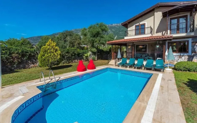 Villa Makri