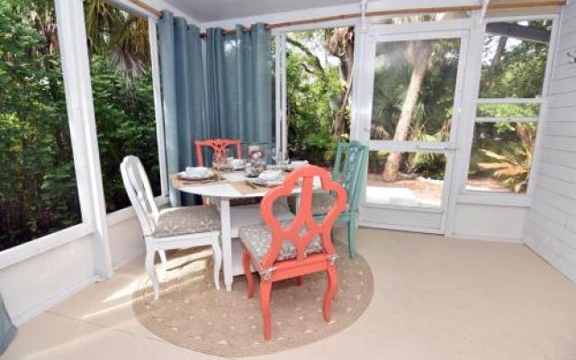 Turtle Tracks West - 2 Br Home