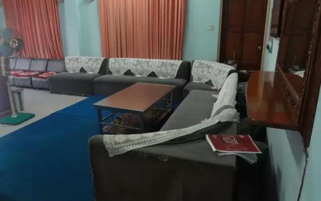 Golden City Hotel