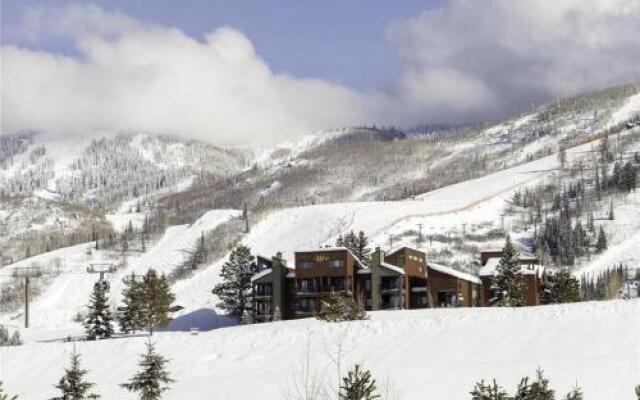 West Condominiums - W3531