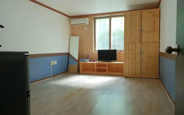 Sorak Y Hostel
