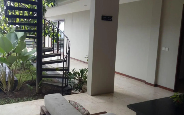 Villa Indah Batu Layar