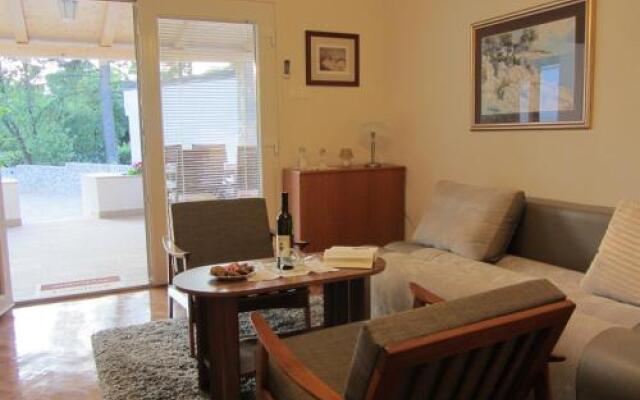 Holiday Home Lujo