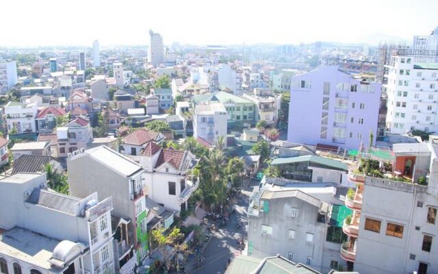 Ngoc Huong Hotel