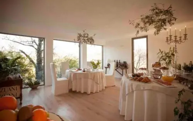 Zuani Casa