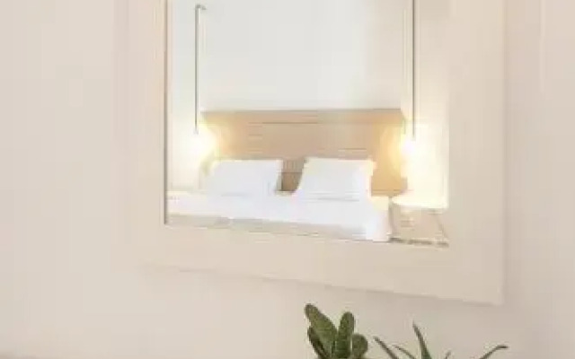 Paris Guesthouse