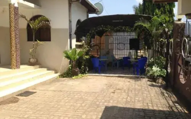 Lole Grand Lodge