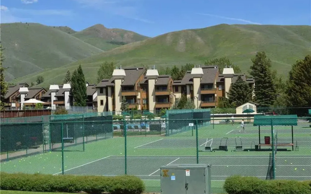 Wildflower 607 - 3 Br Condo