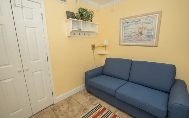 Inlet Reef 516 2 Bedroom Condo by RedAwning