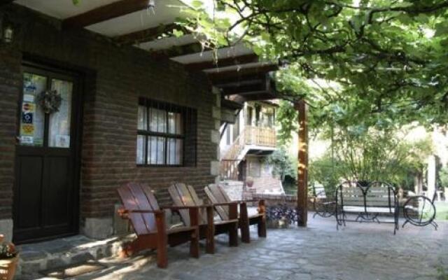 Aldea Von Trapp, Hostería y Cabañas.