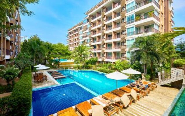 To Diamond Suites Condo by RT