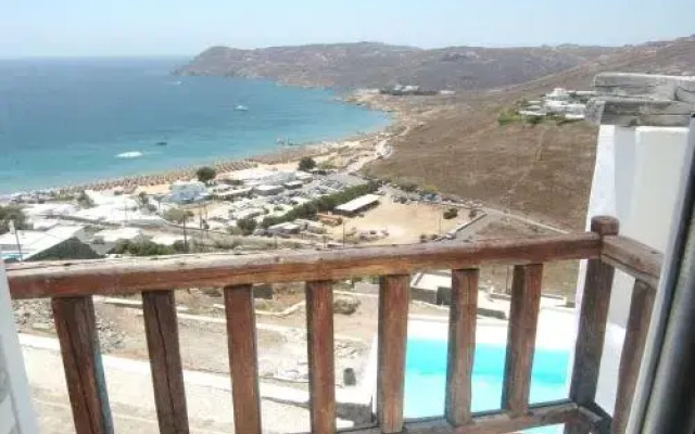 Elia Villa