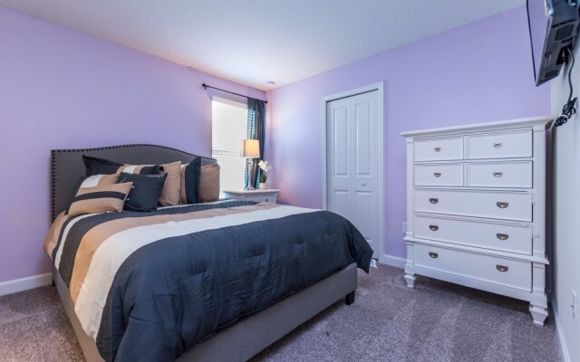 Champions Gate 1584 A