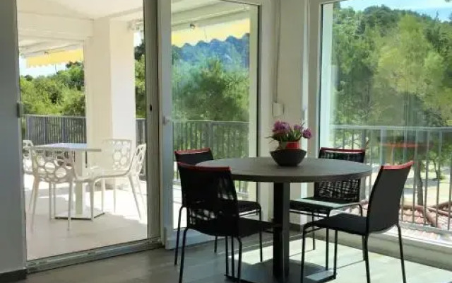 HD Beach House I