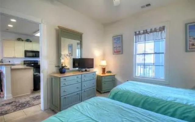 Magnolia Pointe 304 4811 2 Br condo by RedAwning