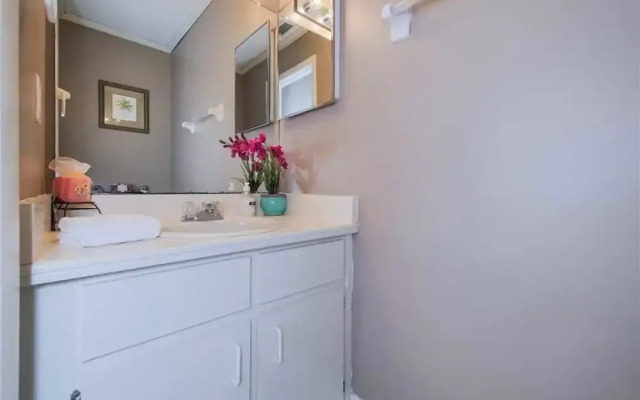 Palm Villa - Four Bedroom Home