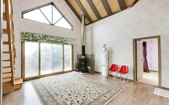 Gangneung Gyeongpo Cabin Pension