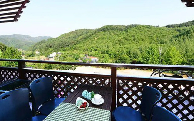 Gangchonstar Valley Pension