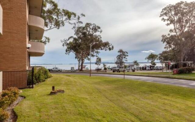 Villa Ellisa, Unit 4/10 Columbia Close