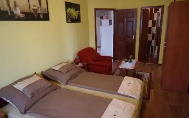 Vadrózsa vendégház