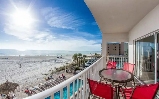 #308 at Sea Breeze - 2 Br condo by RedAwning