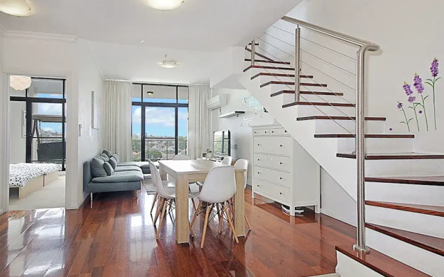 Bryant St Apartment