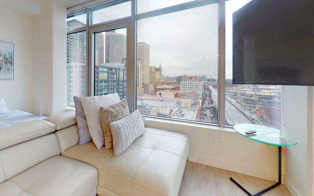 Seattle Waterfront Apartments by Barsala