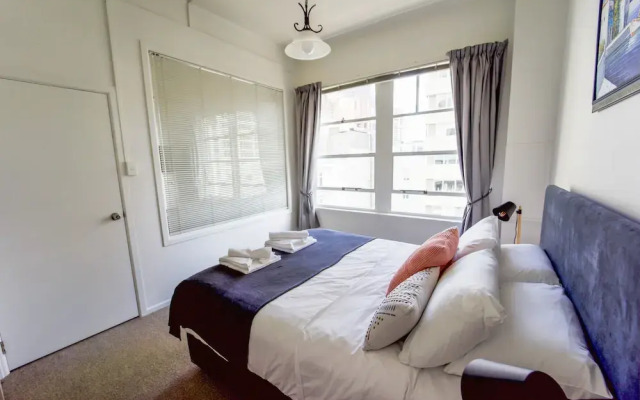 Zodiak's Apartment close to Sky Tower