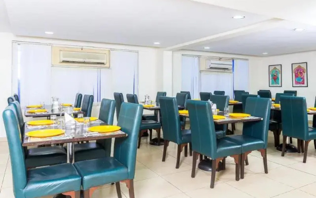 Sravya Compact Residency