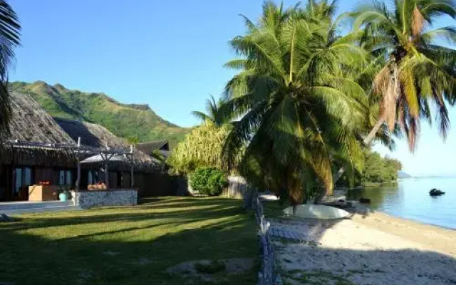Villa Lagon by Tahiti Homes