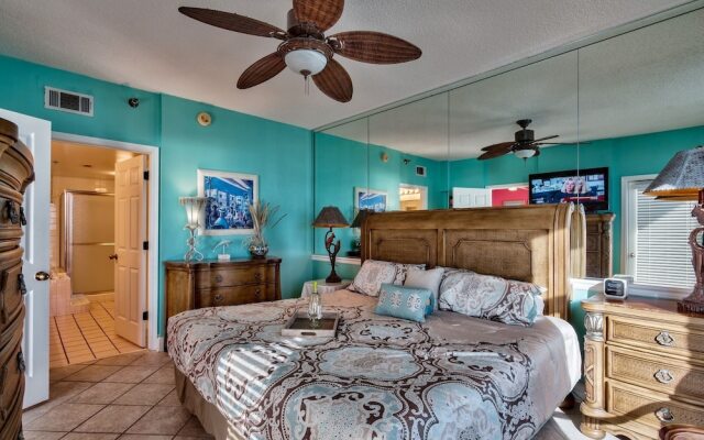 Jade East 430 233414 by RedAwning