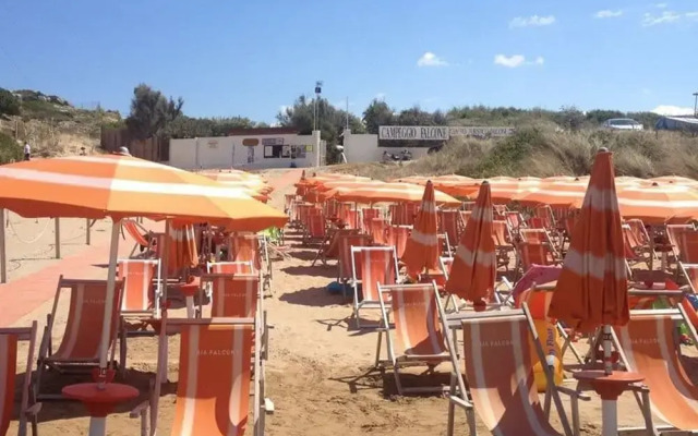 Camping Baia Falcone