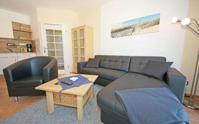 Ferienwohnung am Mönchgraben mit Balkon