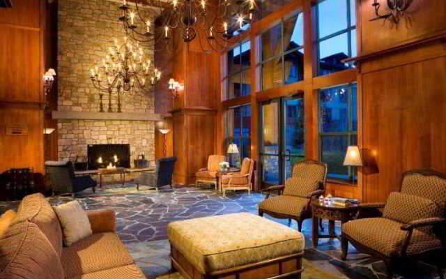 Mammoth Gateway Village