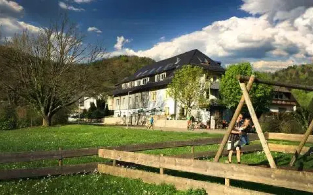 Landgasthof Hotel Falken