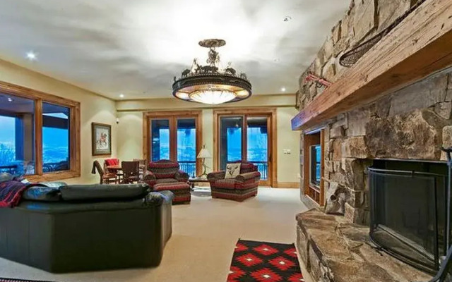 Abode in Deer Crest