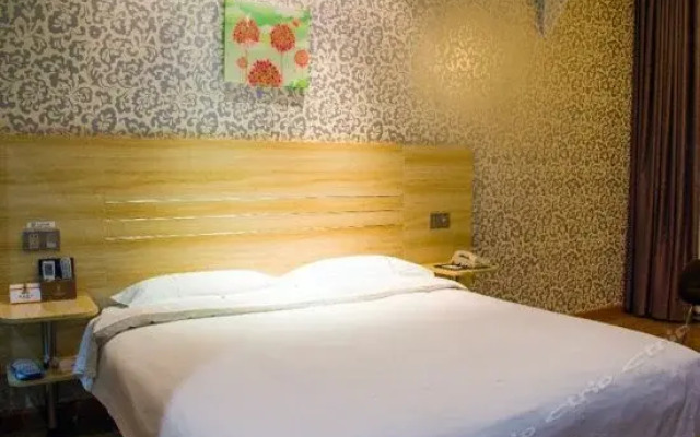 Super 8 by Wyndham Lanzhou Dong Hu