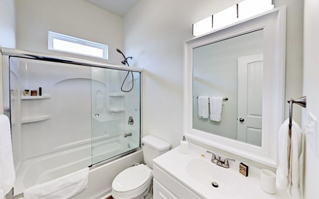 111 Stingray - 3 Br Home