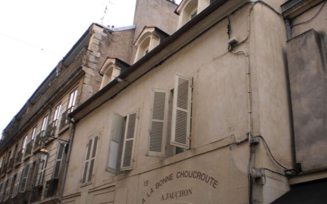 La Charmette sur les Halles de Dijon Centre historique